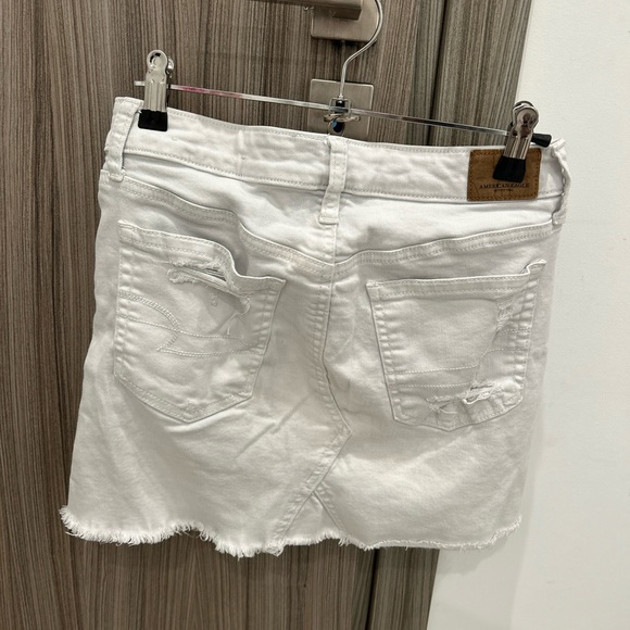 White ripped denim skirt - Picture 2 of 4